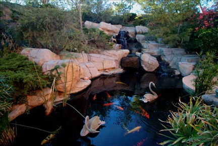Pond at Malibu Estate for Weddings